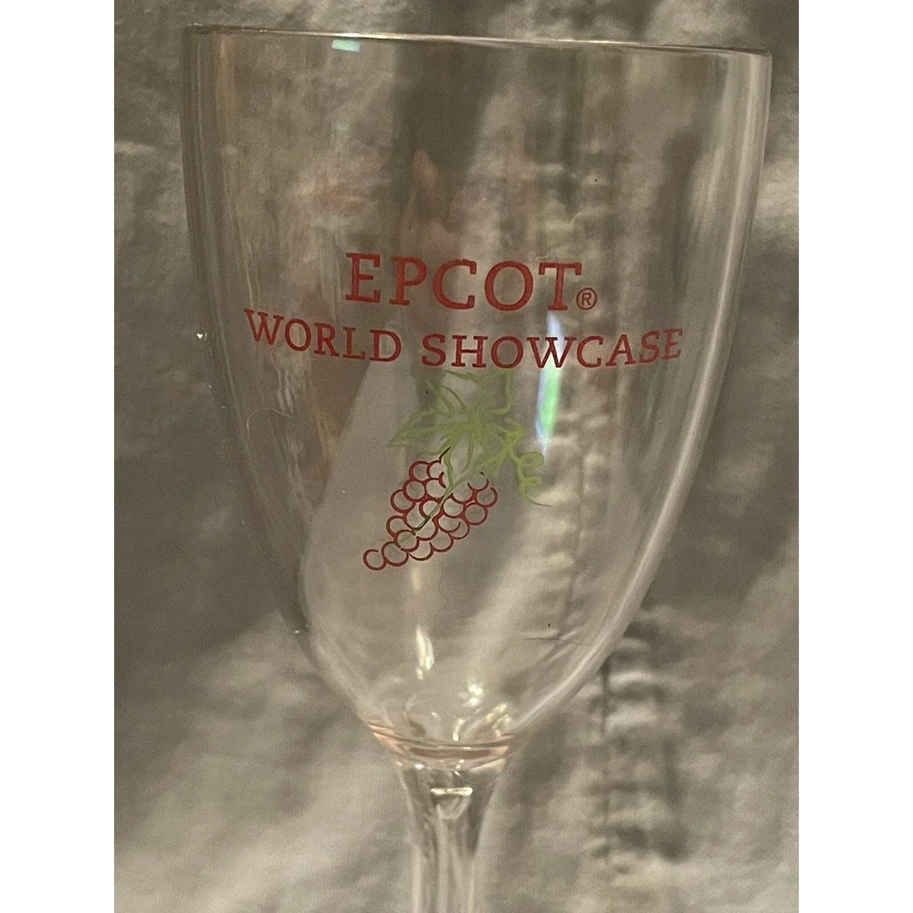 NEW‎ Disney Parks Epcot World Showcase Wine Walk Plastic Acrylic Wine Glass 8oz